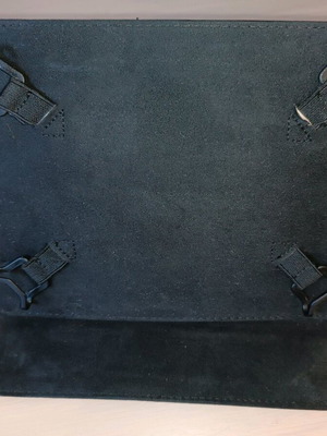 Sweex universal black tablet case 7" like new