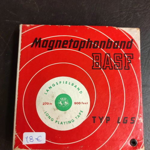 Magnetophoneband BASF like new, tape reel