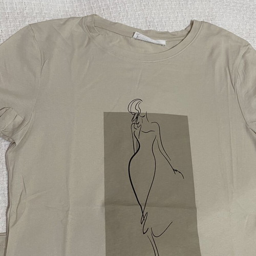 Terranova Beige T-shirt S with Print like new