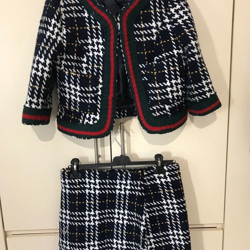 Gucci women's knit set like new, size L, black