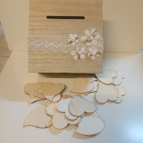 Wooden wish box with lace and 50 hearts 20x20x12