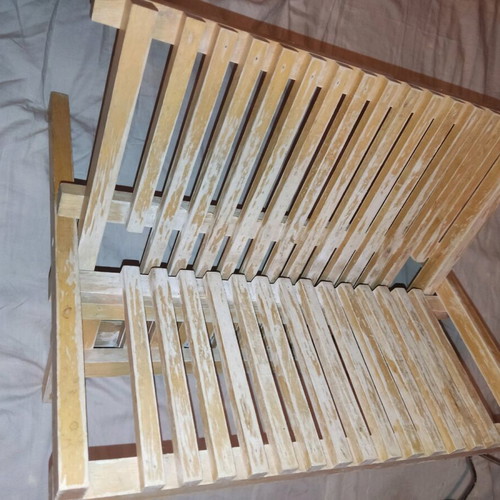 Wooden folding plate holder used