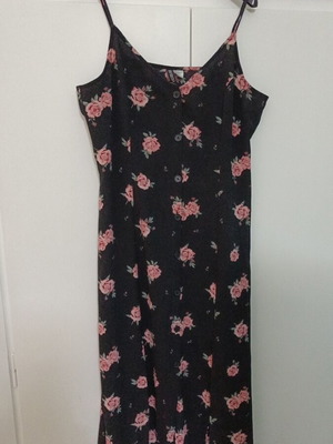 Φόρεμα H&M floral midi maxi σαν καινούργιο, μέγεθος EUR44, μαύρο