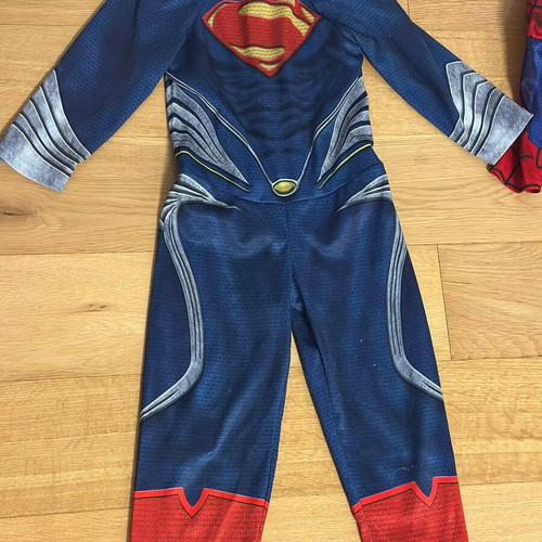 Children's carnival costumes used for ages 2-5