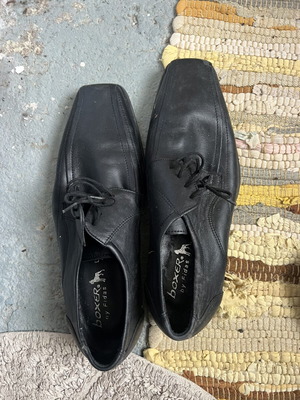 Boxer dress shoes used, size 41, black