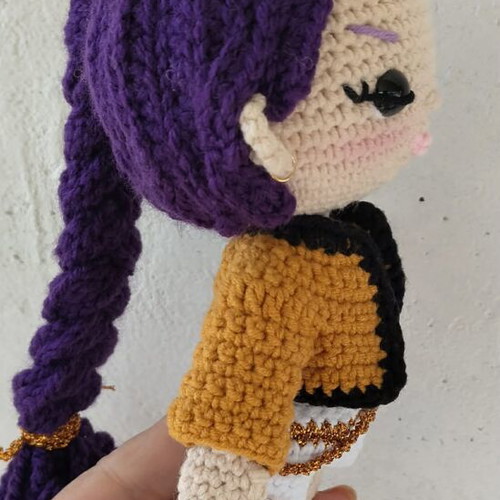 Handmade knitted Rummy Kpop doll new
