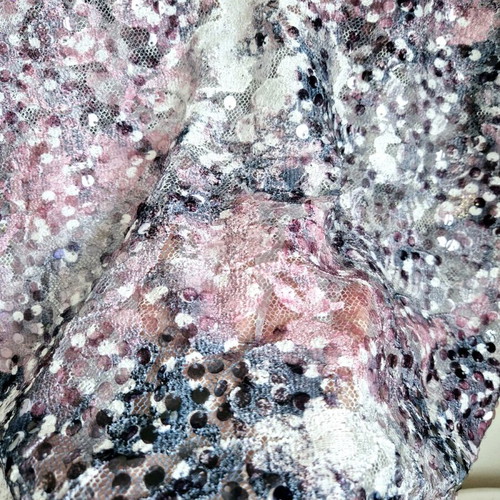 Sleeveless top abiye like new, size M, blue and pink sequins