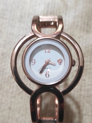 Quartz Auriol gold bracelet watch new women's