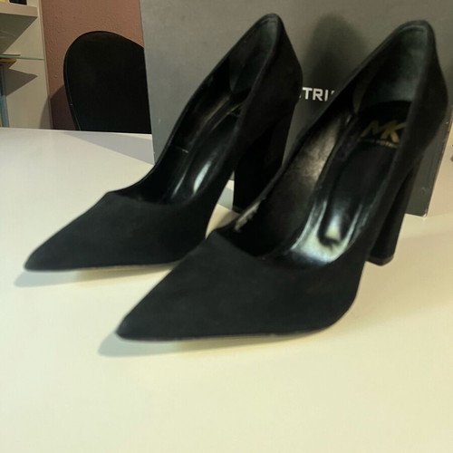 Makis Kotris Castor Pumps size 39 like new, black, 10.5 cm heel