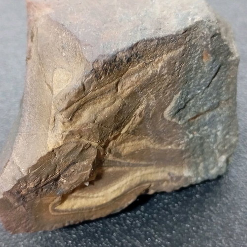 Various rocks used, pack