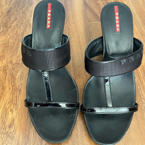 Prada black sandal like new, size 37