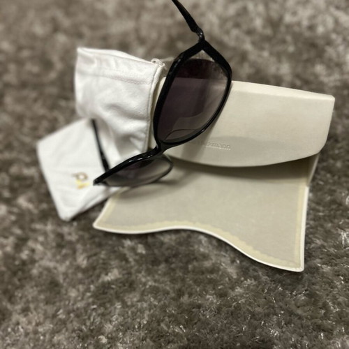 Ana Hickmann women's sunglasses like new, authentic, unworn