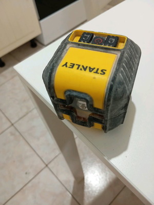 Stanley laser like new with red beam
