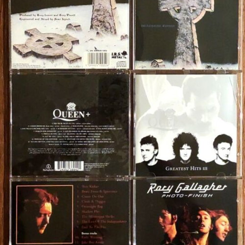 CDs like new, excellent sound quality, tested