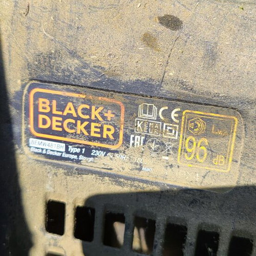 Black & Decker BEMW481BH electric lawn mower 1800W 42 cm blade