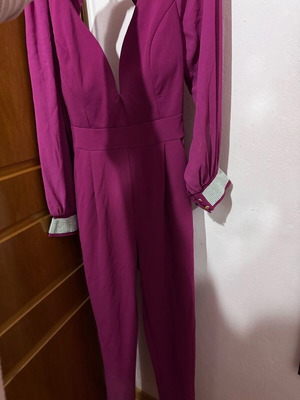 One-piece jumpsuit magenta like new, one size