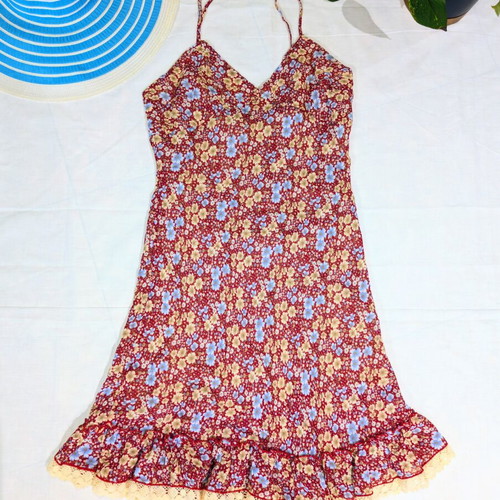 Vintage 90s floral red dress with lace and straps, like new