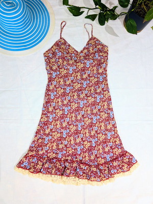 Vintage 90s floral red dress with lace and straps, like new