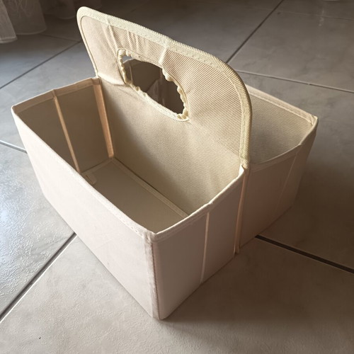 3 Sprouts Diaper Caddy like new, hedgehog design
