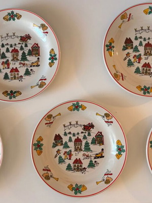 Sunflower China porcelain plates set of 5 used, 20 cm diameter
