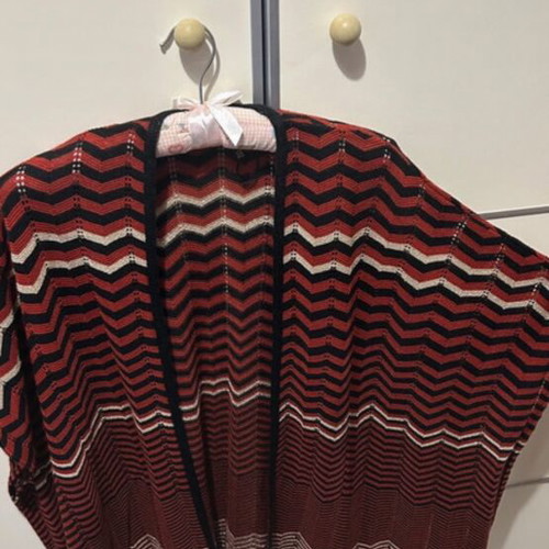 Stradivarius cardigan new, size M, black and red