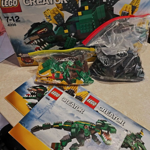 Lego Creator 4998 Stegosaurus used, complete with box and manuals