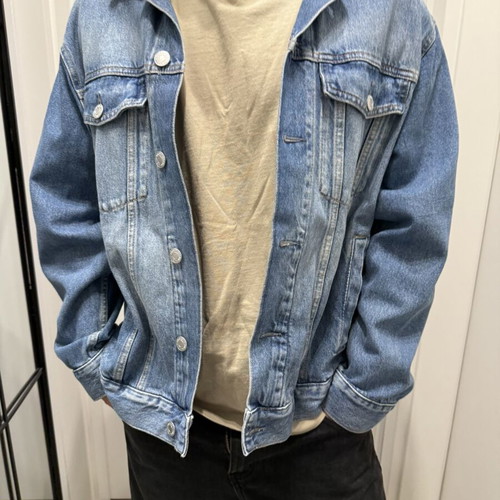 Denim jacket like new, size M, blue, H&M