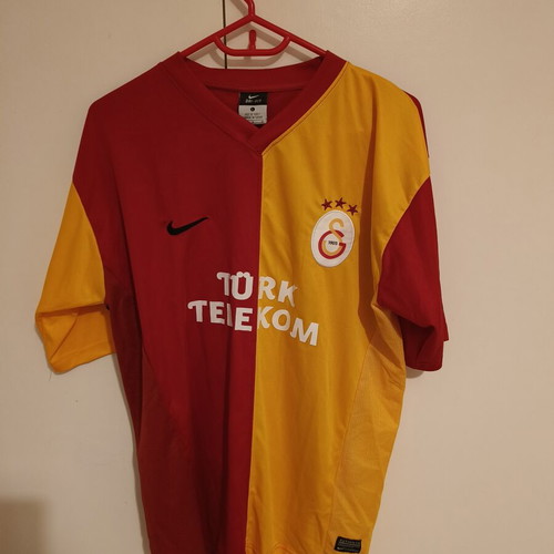 Galatasaray jersey used, size large
