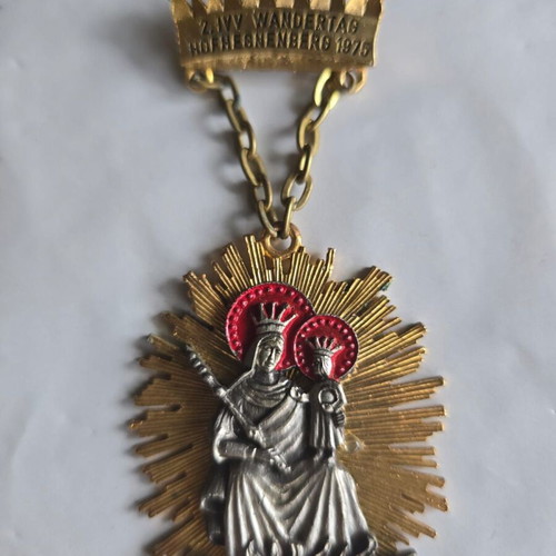 Vintage Bavarian religious medals collection like new