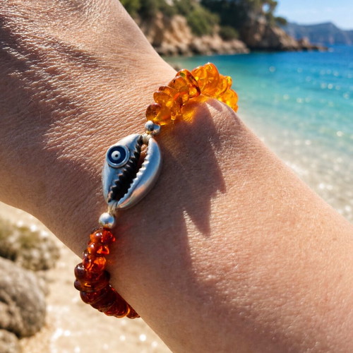 Handmade Baltic Amber Bracelet with Silver Shell Charm new