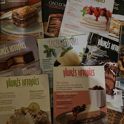 Set of 16 used Glykes Istories magazines with pastry recipes