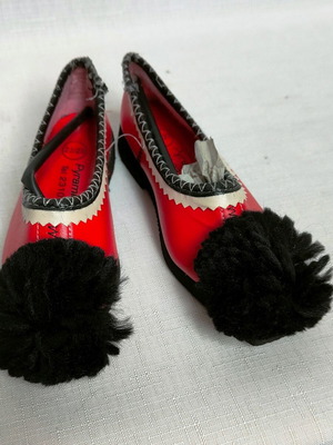 Παιδικά παραδοσιακά τσαρούχια Palatino 22/23 σαν καινούργια με μικρή φθορά