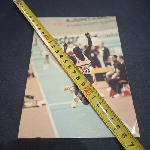 Sports photograph used, 12.5×17.5 cm, England, authentic stamp