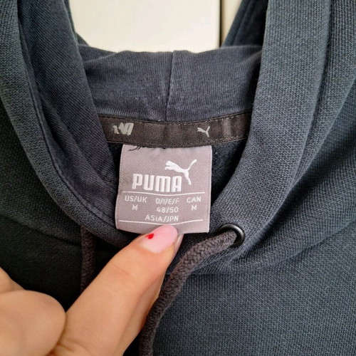 Puma hoodie like new, size M, black and white