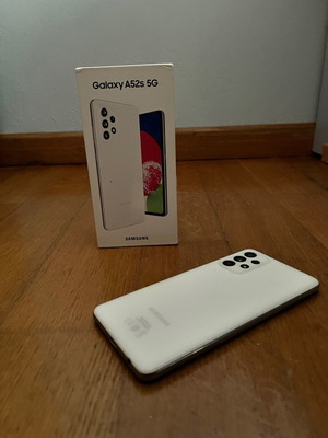 Samsung Galaxy A52s 6GB 128GB 5G like new, white