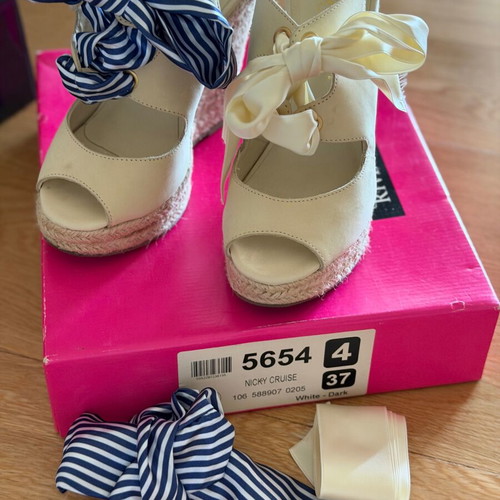 River Island beige espadrilles like new with changeable ribbons