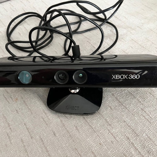 Xbox like new, all functions working