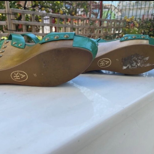 Ash green sandals like new, size 37, leather patent