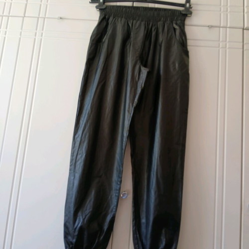 Leather women's pants black, like new, size S