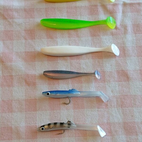 Silicone artificial lures new, 8 pcs, spinning