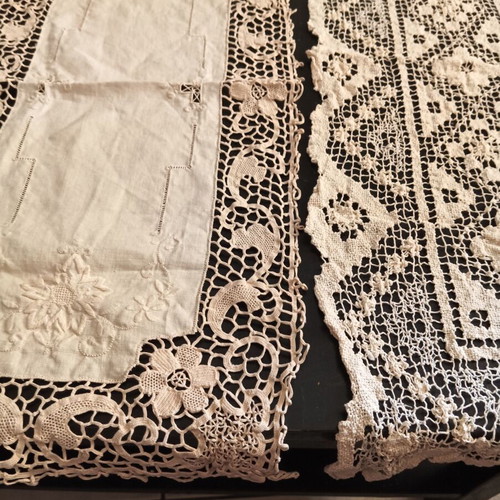 Table linens like new, set of 2 pieces