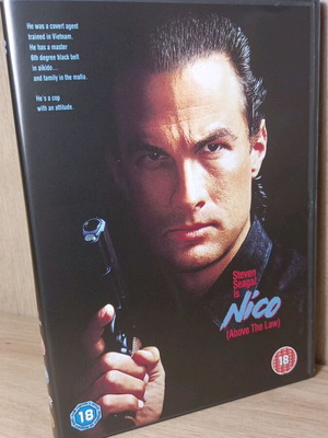 Νίκο: Πάνω από το νόμο DVD με αγγλικούς υπότιτλους