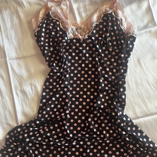Women's sleepwear size M like new, chocolate and pink polka dot
