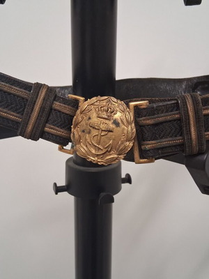 Navy military belt from the 1940s used, very good condition