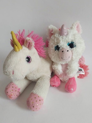 Plush toys used, set of two