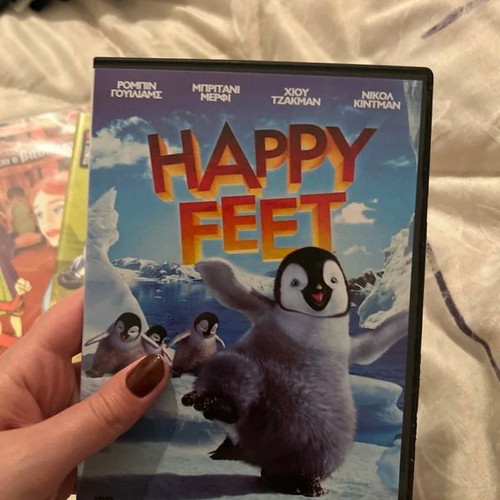 Happy Feet movie like new, animated