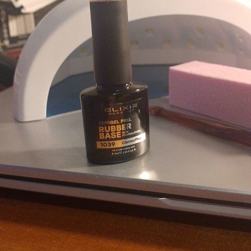 Nail Lamp 5/10W with Elixir Rubber Base and Accessories new