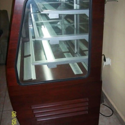 Pastry display case like new with free checkout counter