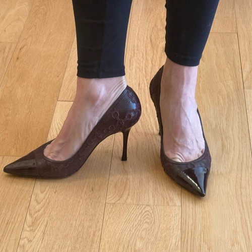 Tory Burch leather pumps new, burgundy, size 38