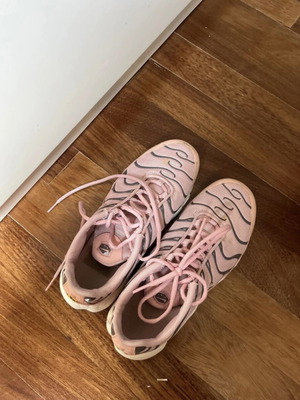 Nike Tn sneakers, pink, size 38.5